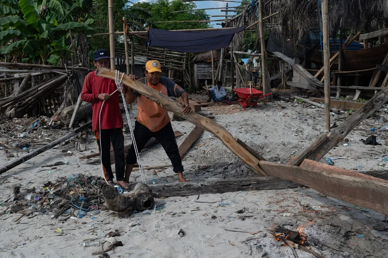 Indonesia Pinisi Builders