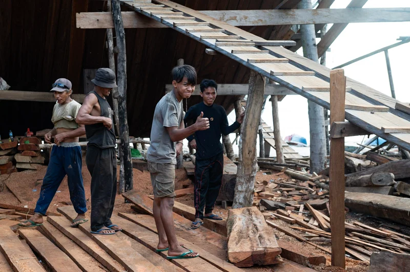 Indonesia Pinisi Builders