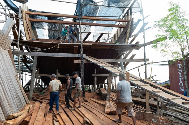 Indonesia Pinisi Builders